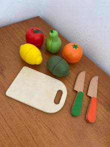 Toddlers Wooden Fruits/Vegetables Set (8pcs)