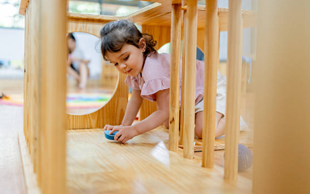 Summer-Safe Montessori Play: Keeping Toddlers Engaged Indoors on Heatwave Days