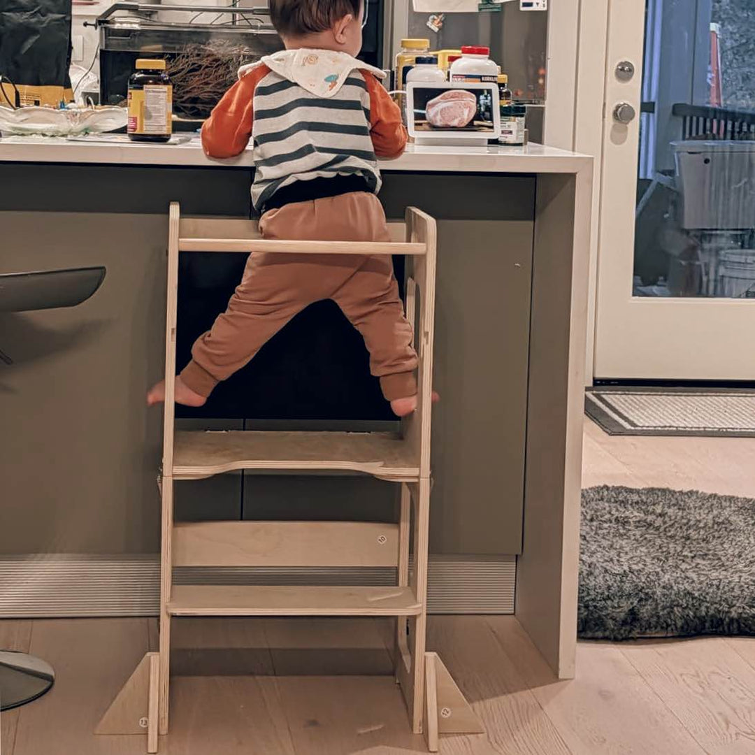 3-in-1 Convertible Learning Tower with Table and Chalkboard – image 6