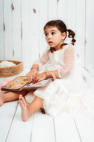 Montessori Sensory Cloth Book for Babies – Soft Interactive Learning Toy for Early Development